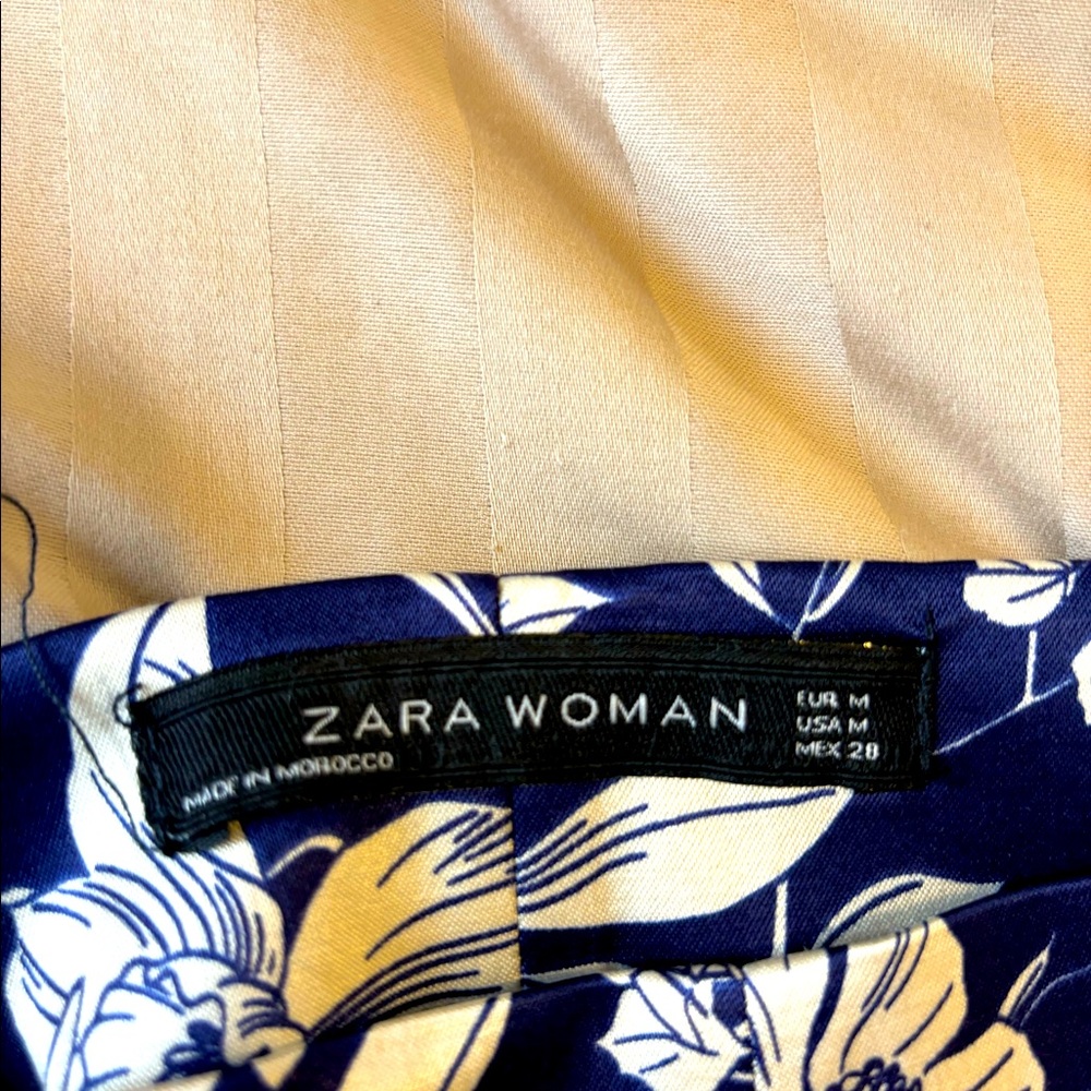 Zara Women’s Pencil Skirt